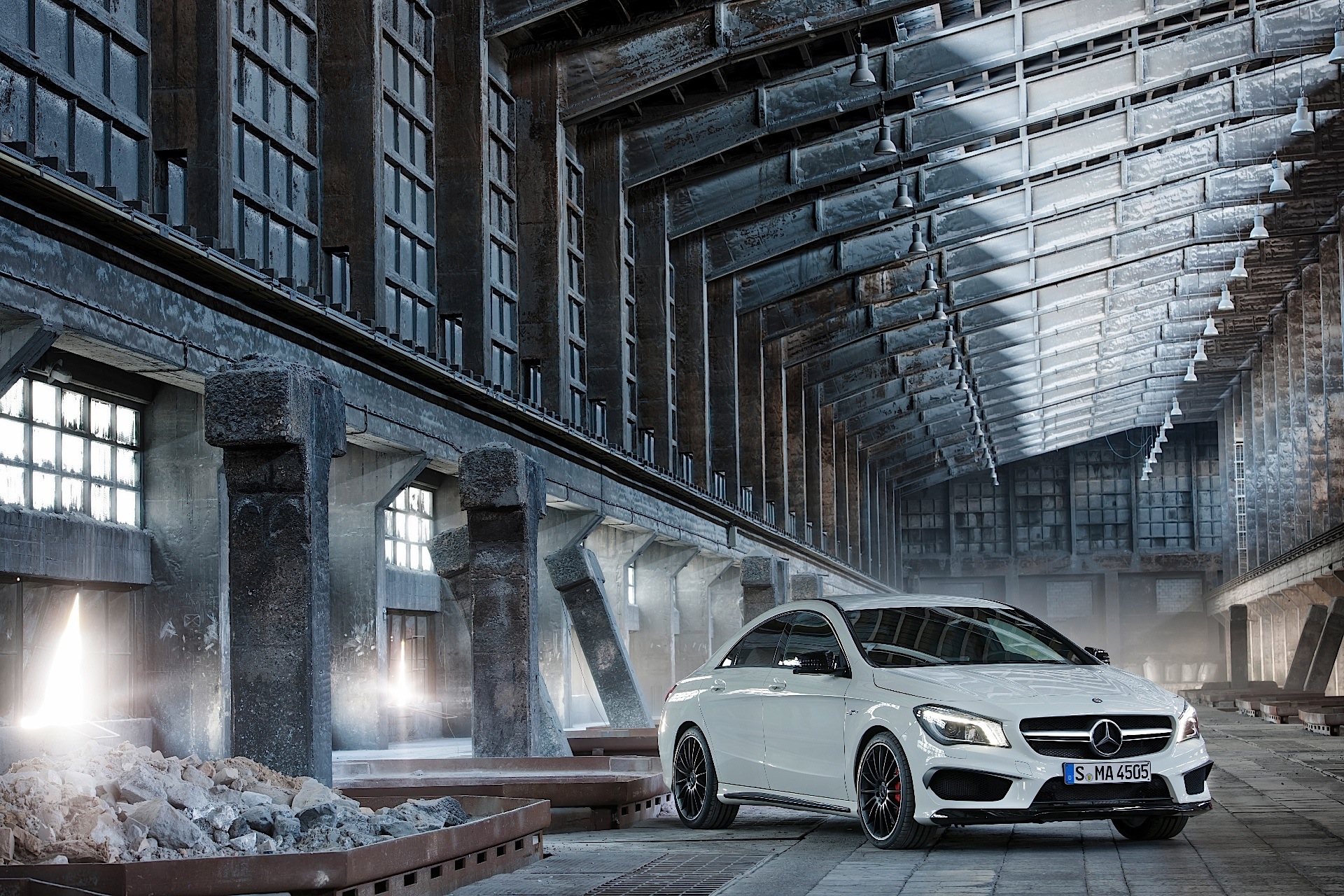 Mercedes Benz Cla 45 photo 14