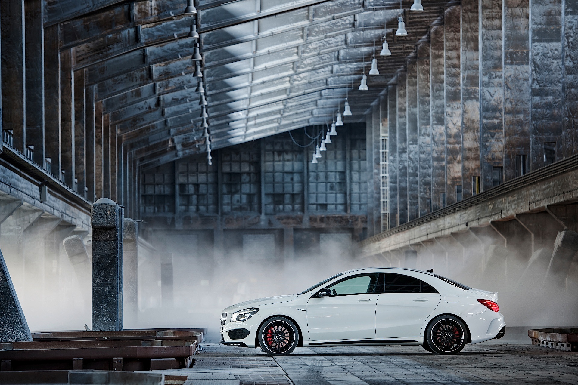 Mercedes Benz Cla 45 photo 15