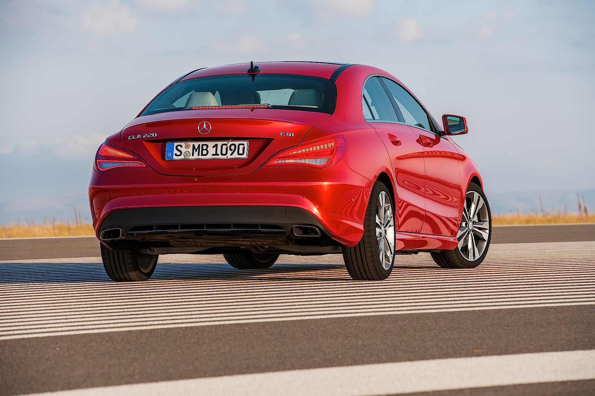 Mercedes Benz Cla Klasse photo 9