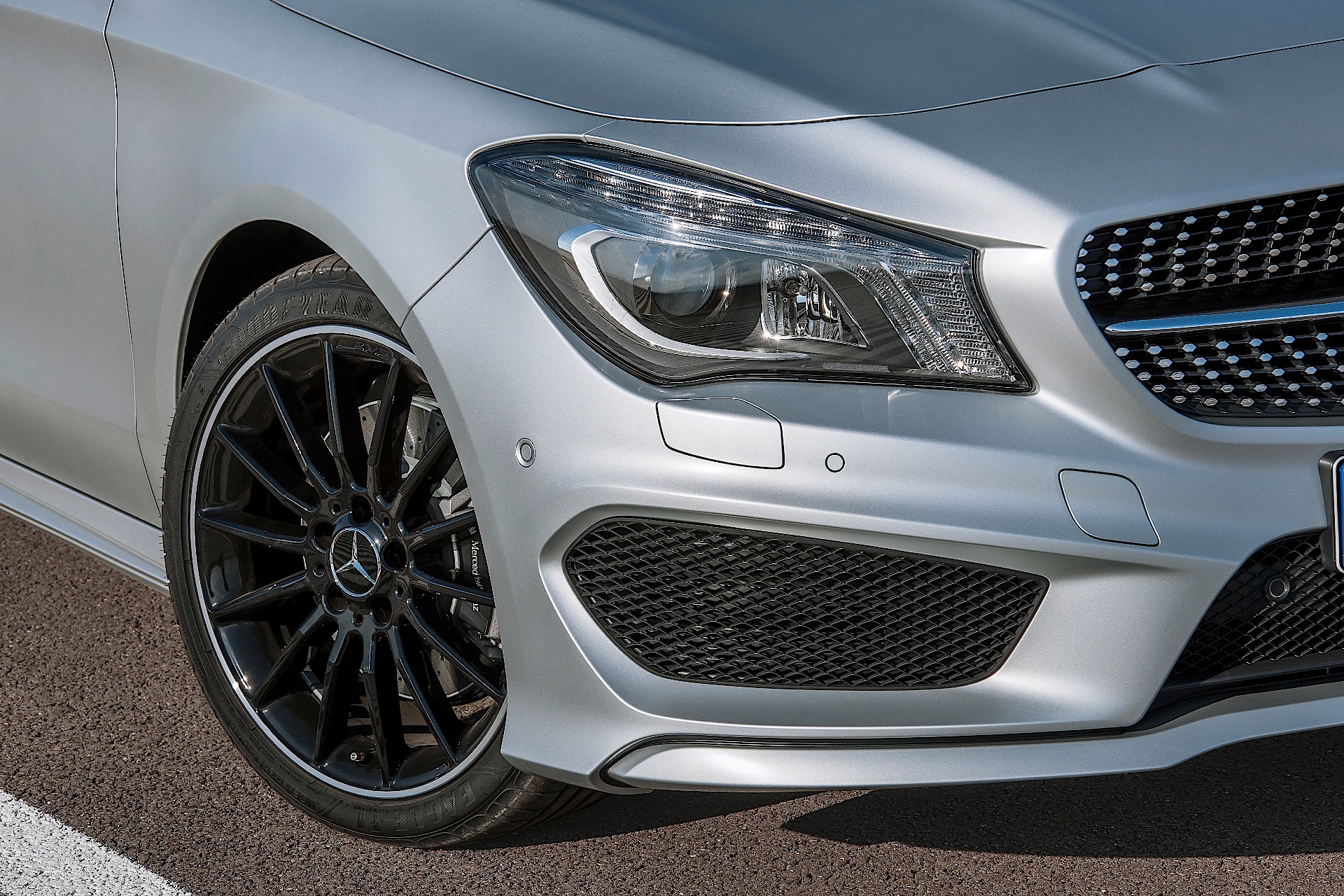 Mercedes Benz Cla Klasse photo 14