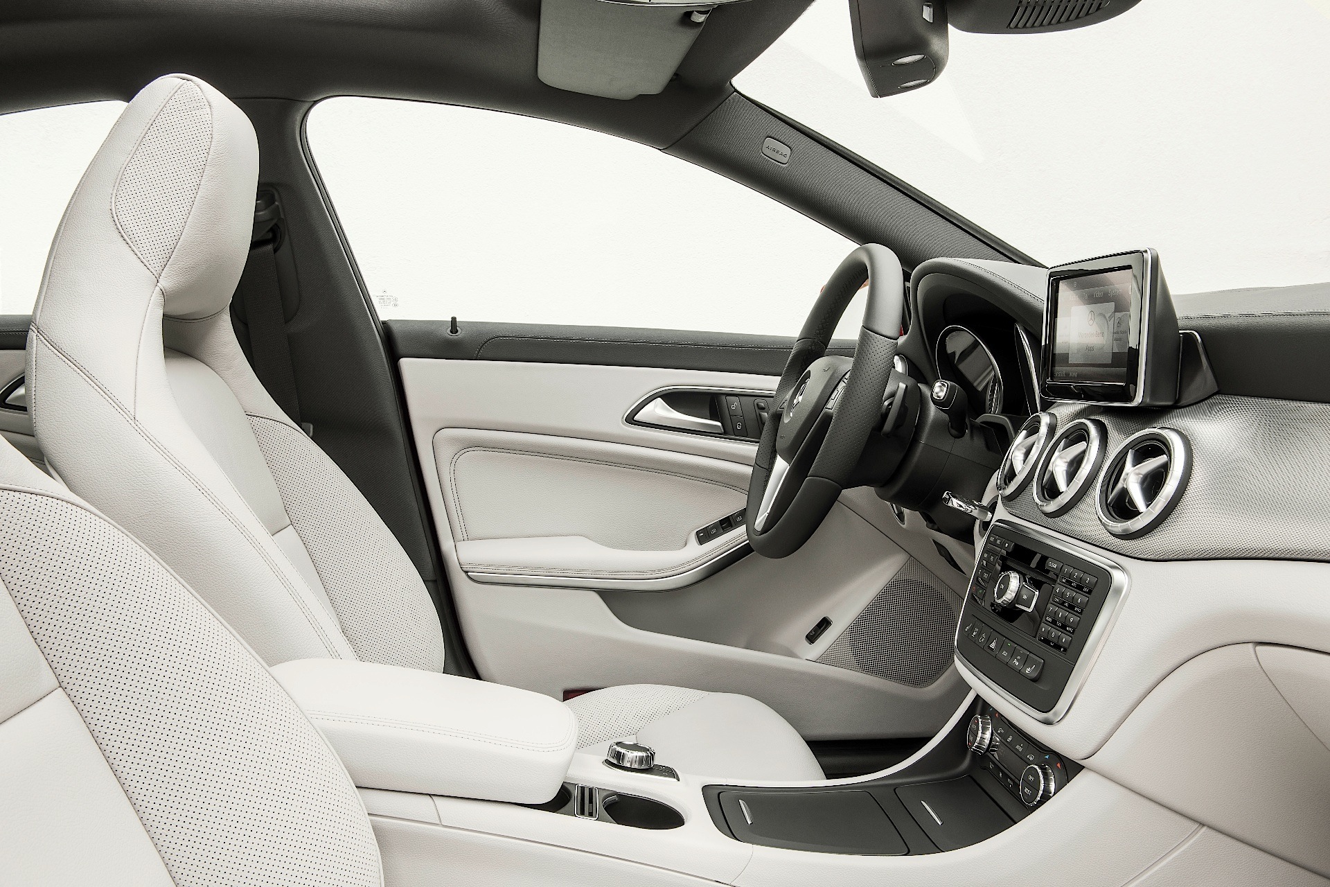 Mercedes Benz Cla Klasse photo 69