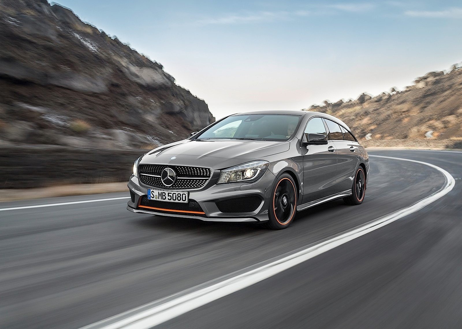Mercedes Benz Cla Shooting Brake photo 9