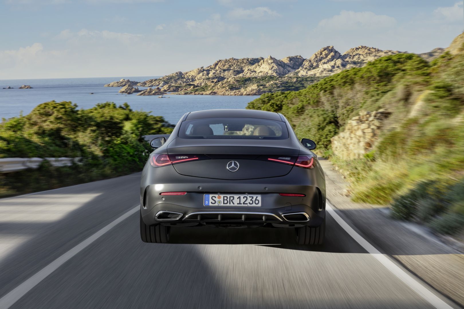 Mercedes Benz Cle Coupe photo 11