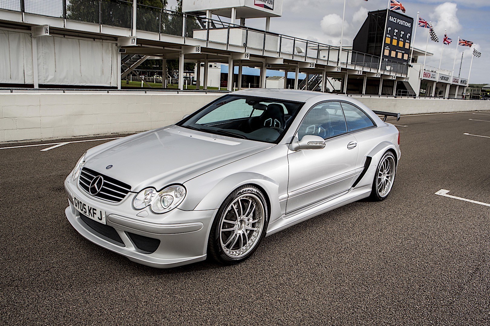 Mercedes Benz Clk Amg photo 12