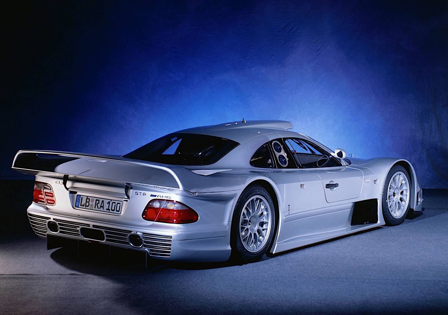 Mercedes Benz Clk Gtr photo 14