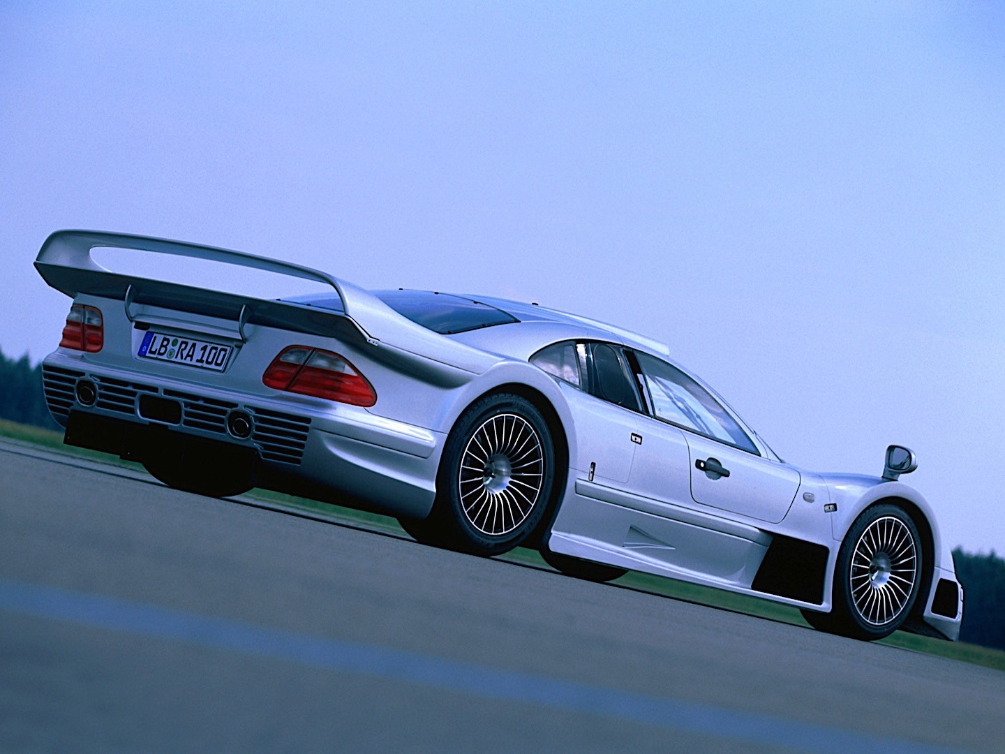 Mercedes Benz Clk Gtr photo 25