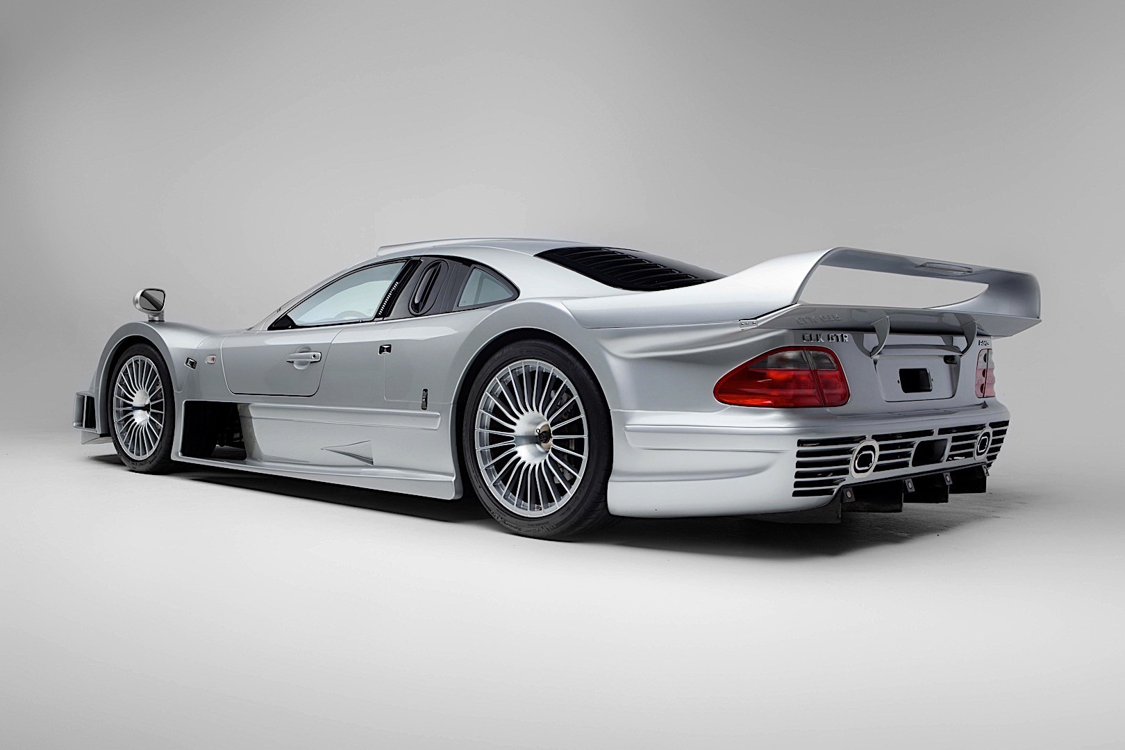 Mercedes Benz Clk Gtr photo 30