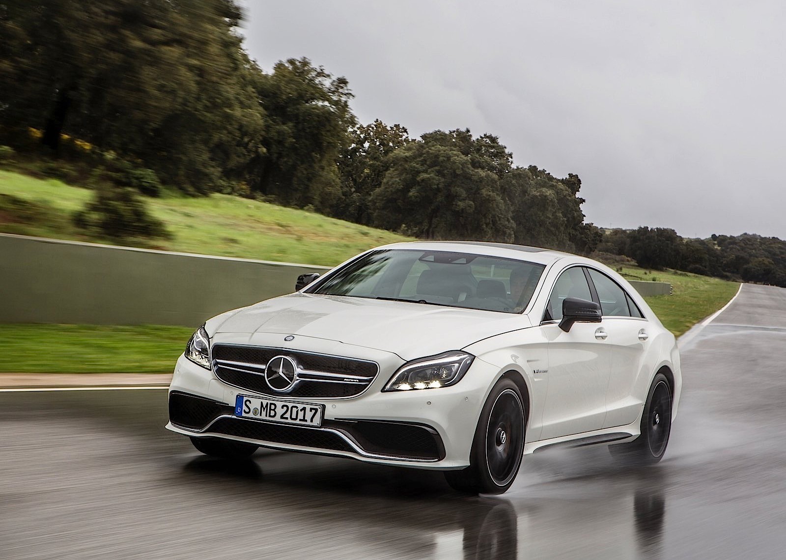 Mercedes Benz Cls Amg photo 16