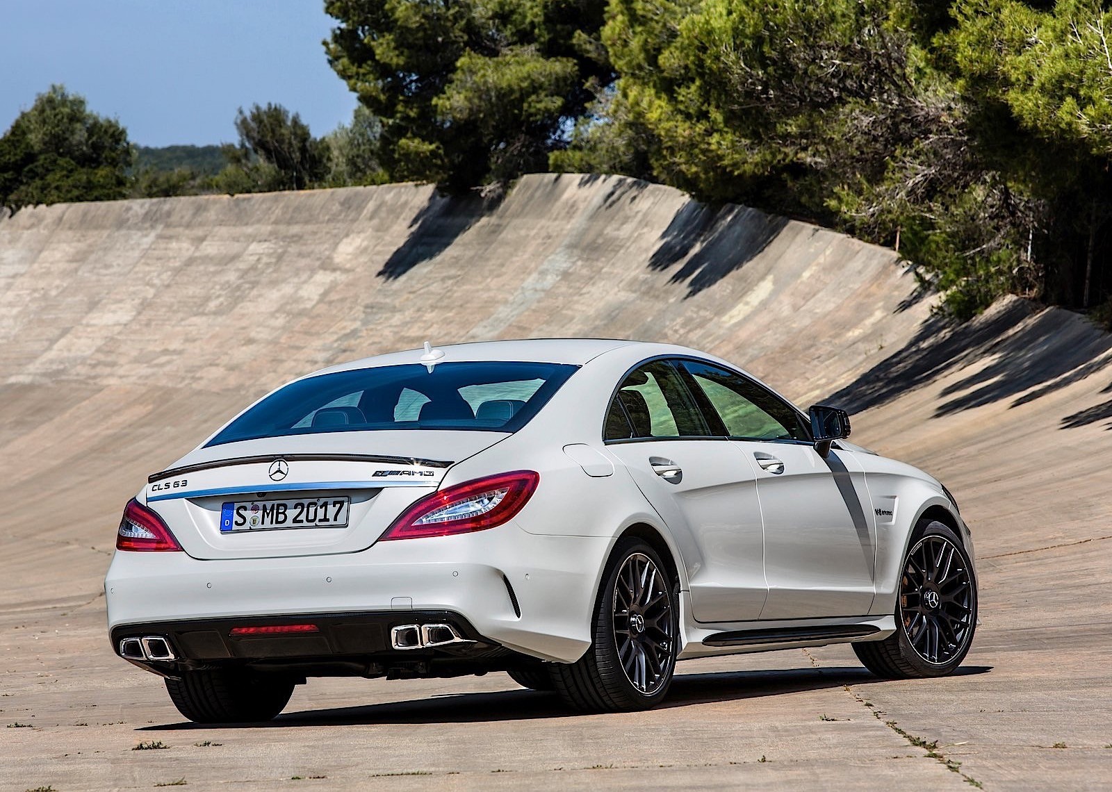 Mercedes Benz Cls Amg photo 23