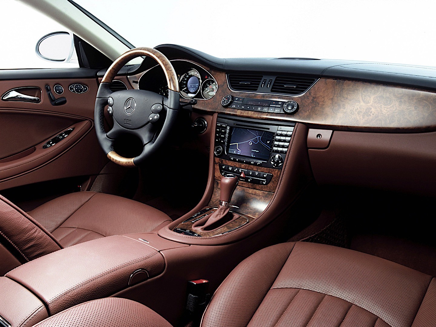 Mercedes Benz Cls-Klasse photo 48