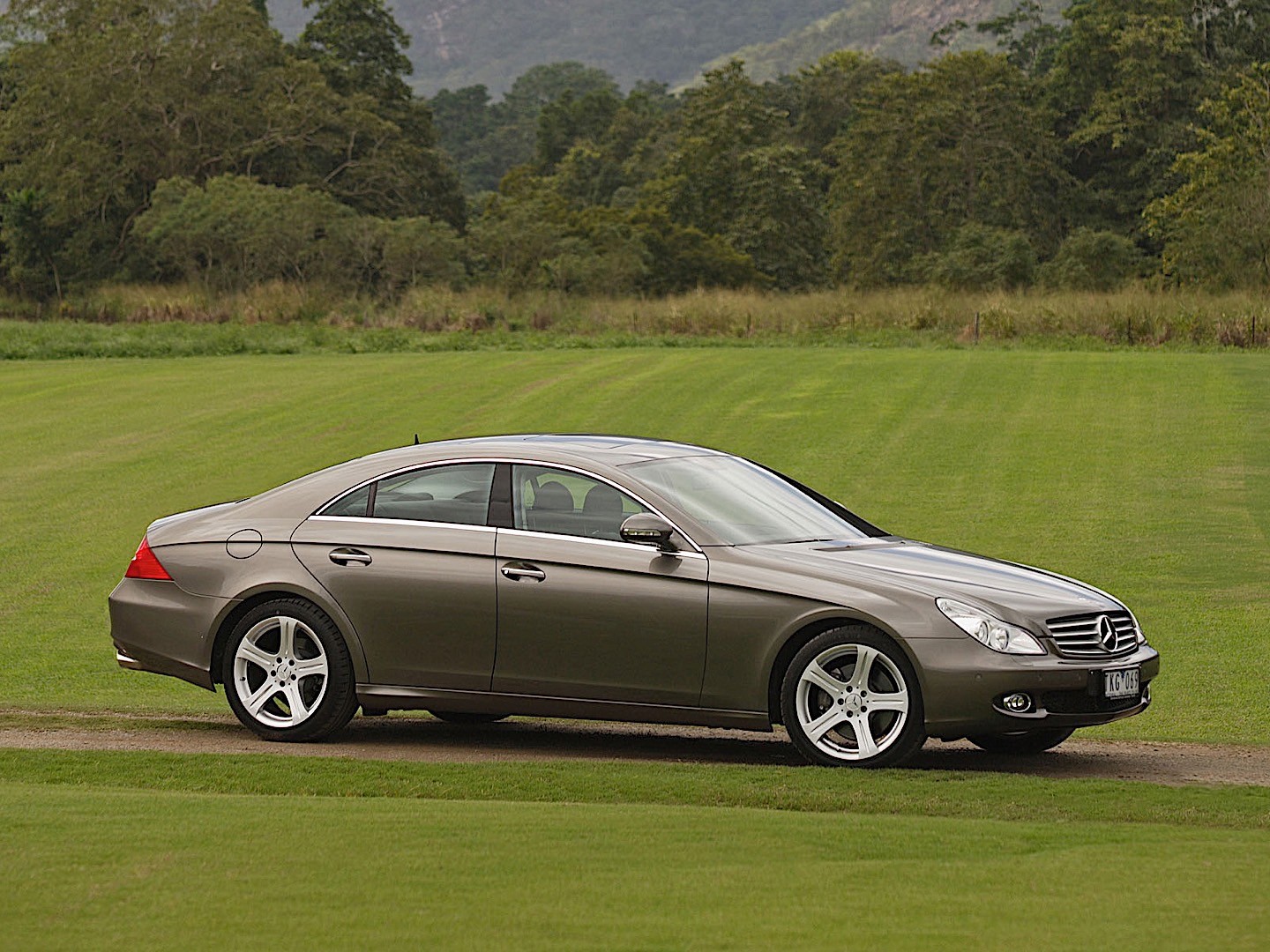 Mercedes Benz Cls-Klasse photo 35