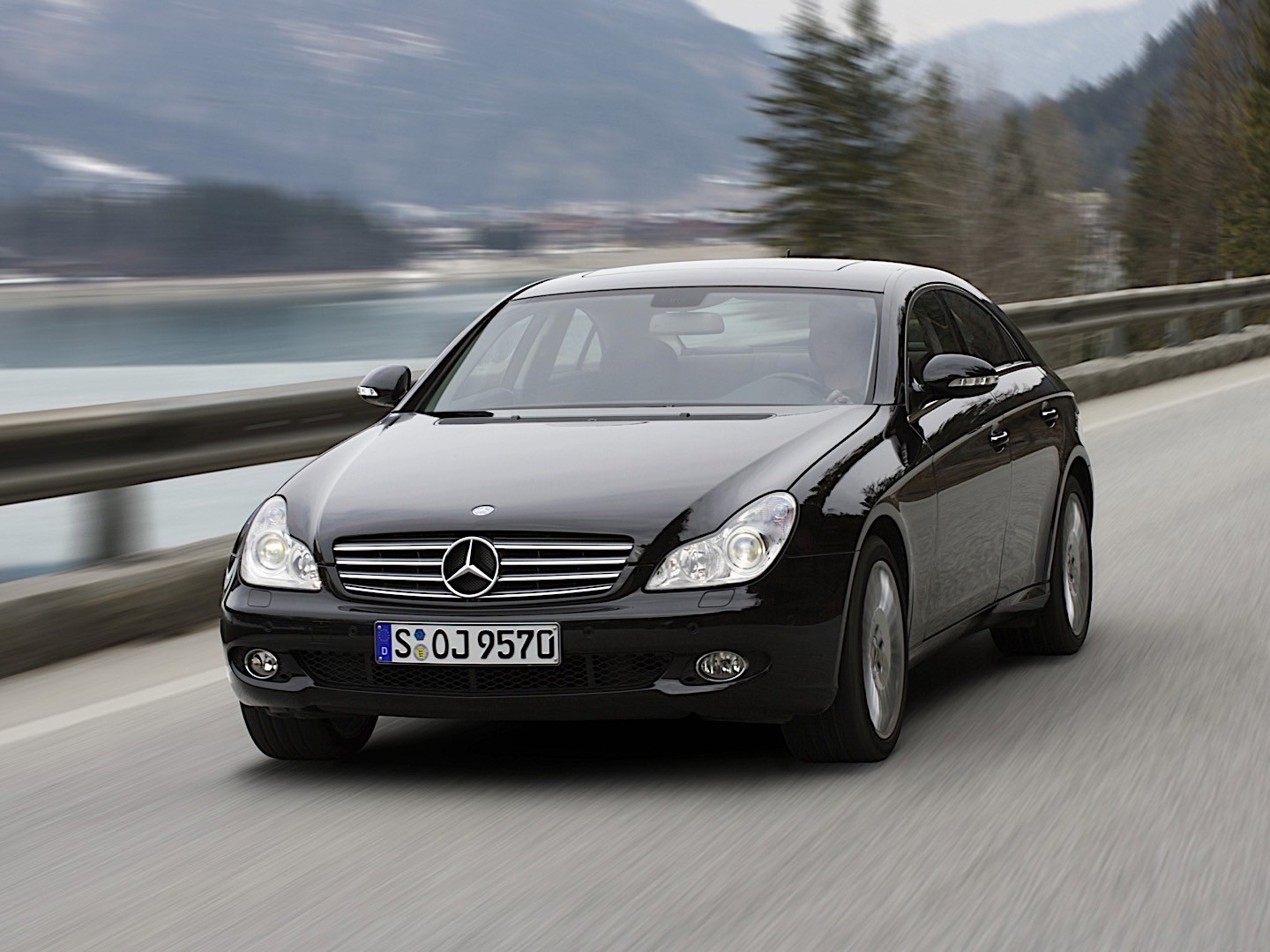 Mercedes Benz Cls-Klasse photo 17