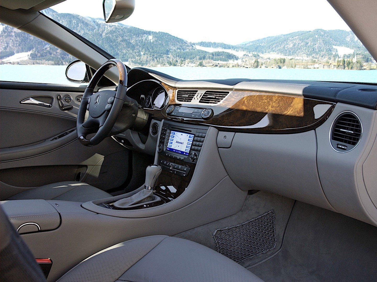 Mercedes Benz Cls-Klasse photo 32