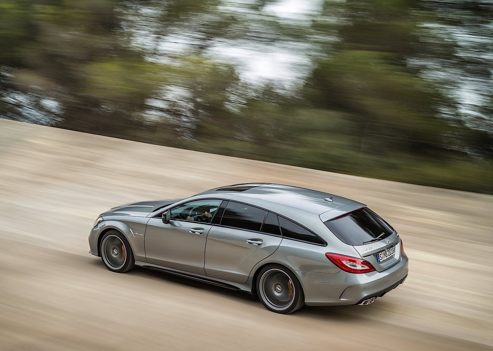 Mercedes Benz Cls Shooting Brake Amg photo 35