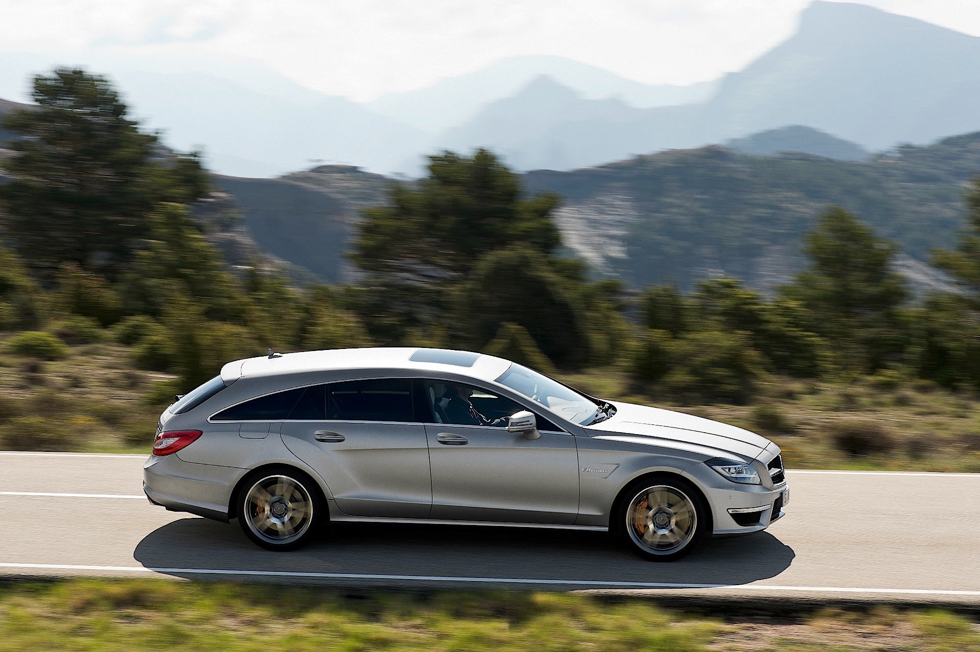 Mercedes Benz Cls Shooting Brake photo 3