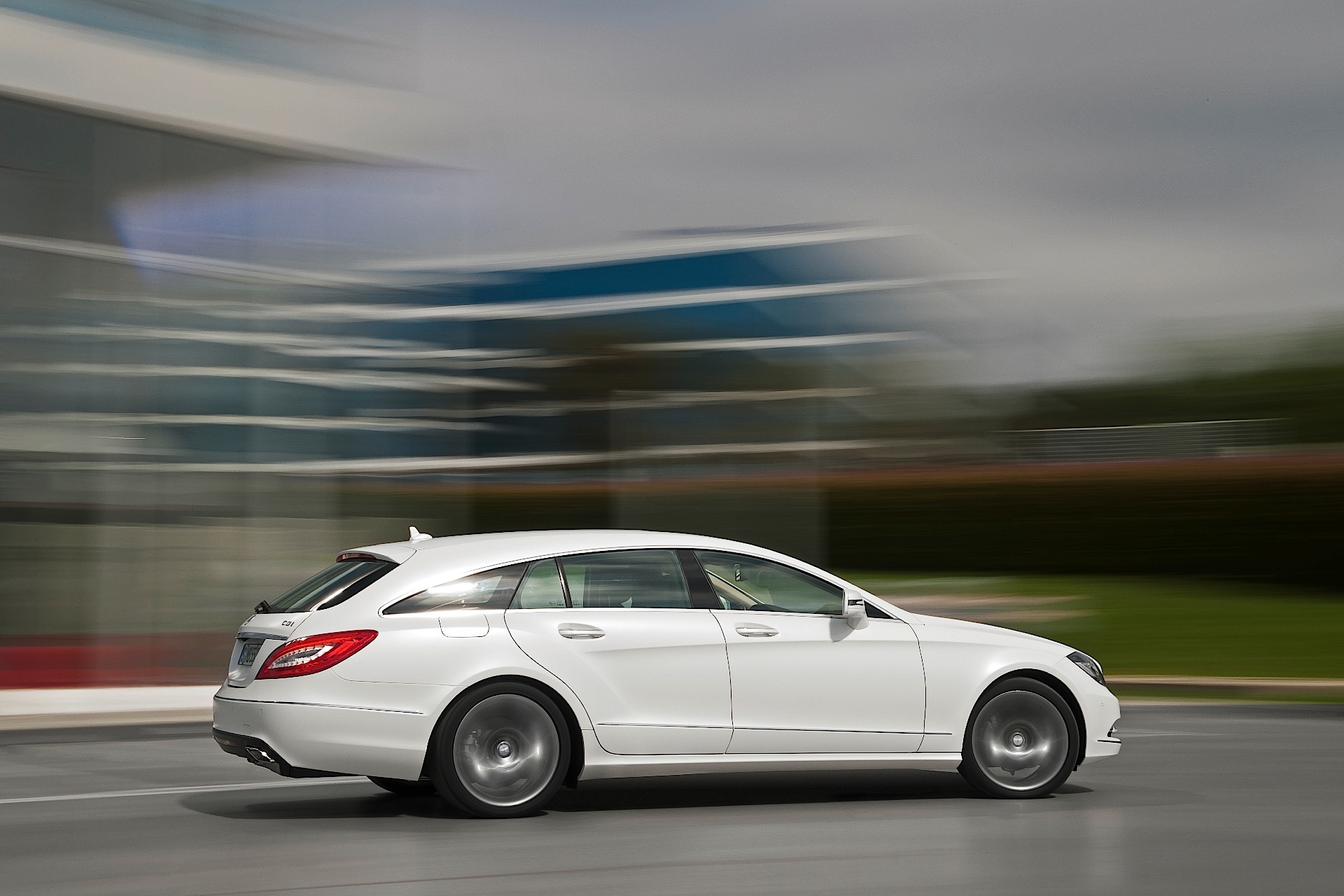 Mercedes Benz Cls Shooting Brake photo 42