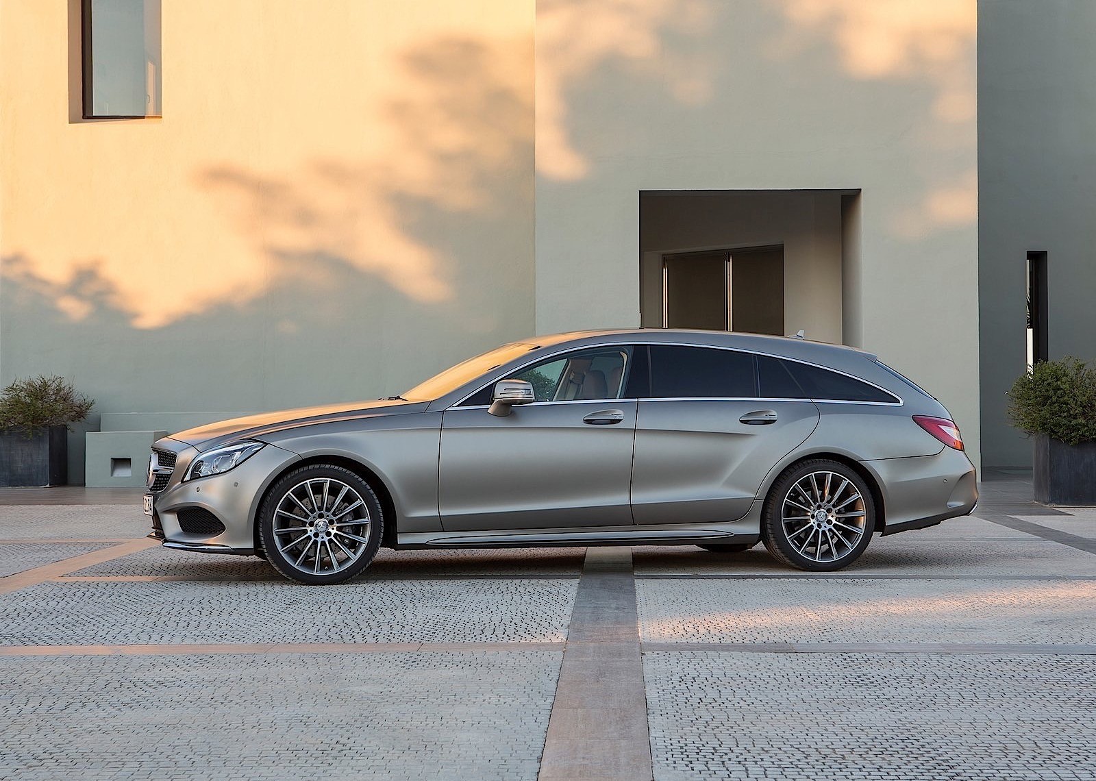 Mercedes Benz Cls Shooting Brake photo 4