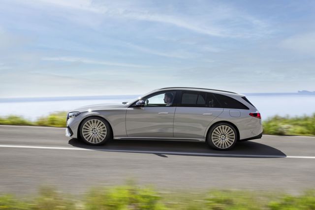 Mercedes Benz E-Class T-Modell All-Terrain photo 4