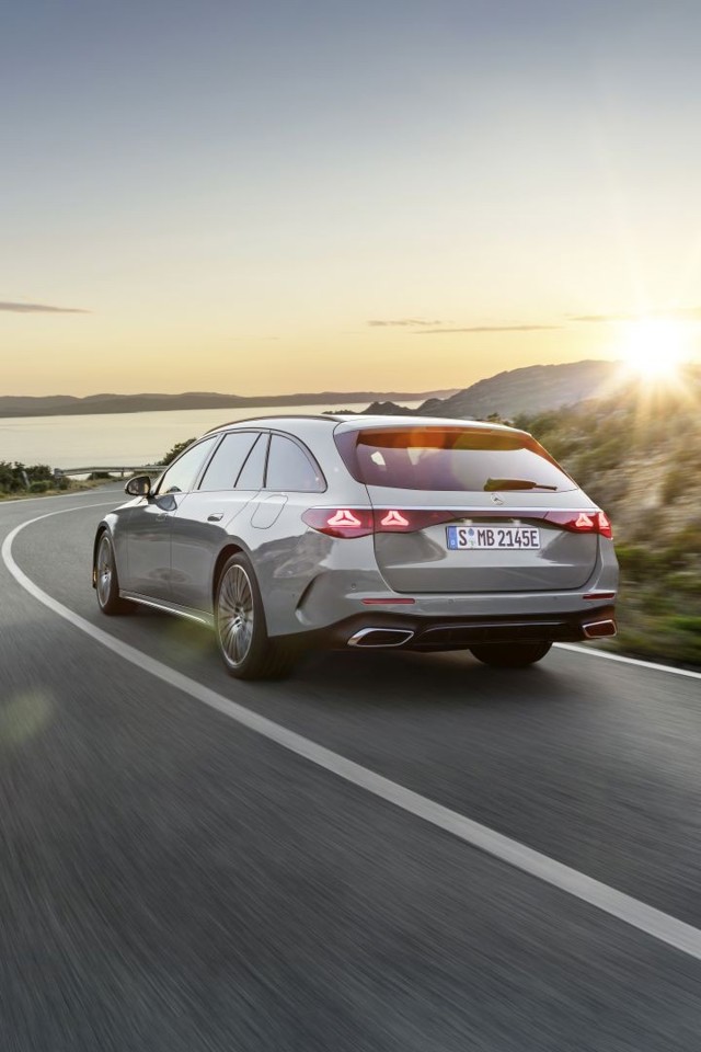 Mercedes Benz E-Class T-Modell All-Terrain photo 16