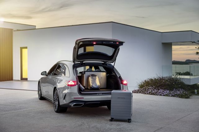 Mercedes Benz E-Class T-Modell All-Terrain photo 24