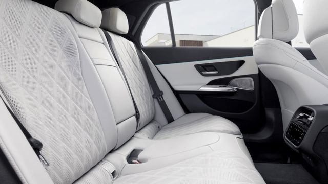 Mercedes Benz E-Class T-Modell All-Terrain photo 32