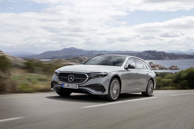 Mercedes Benz E-Class T-Modell All-Terrain photo 2