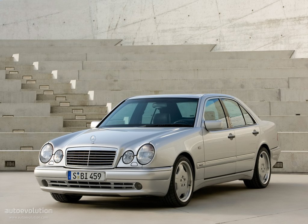 Mercedes Benz E-Klasse Amg photo 3