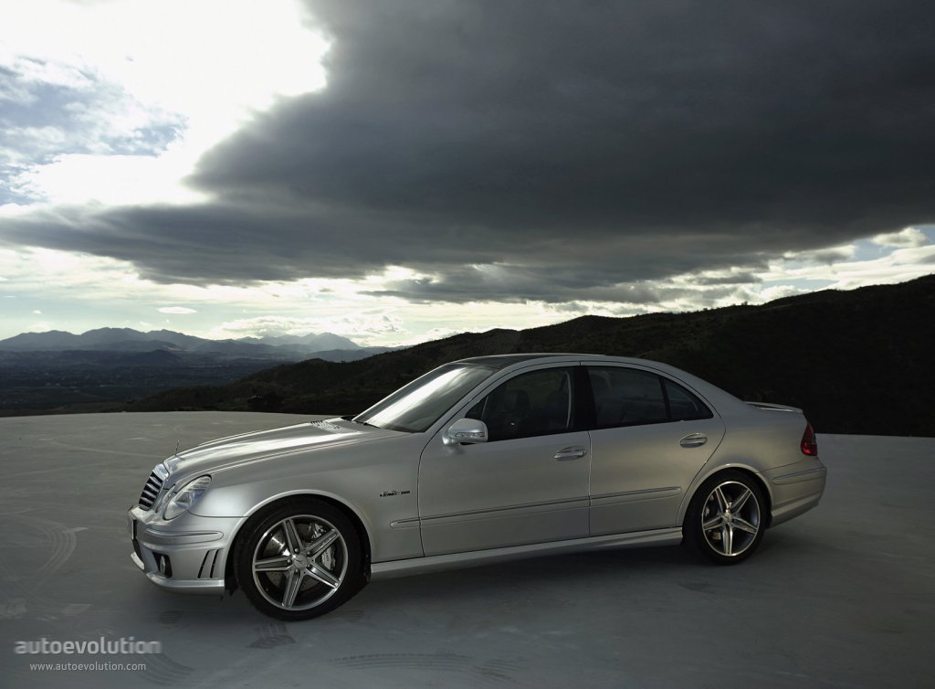 Mercedes Benz E-Klasse Amg photo 4