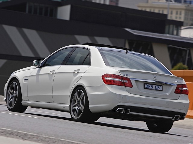 Mercedes Benz E-Klasse Amg photo 23