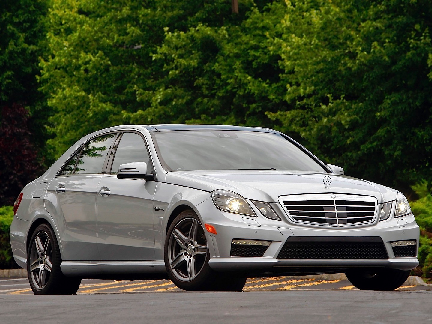 Mercedes Benz E-Klasse Amg photo 28