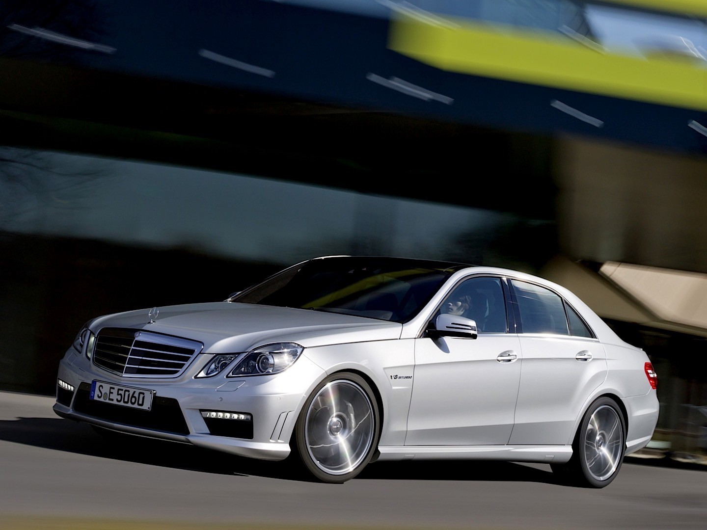 Mercedes Benz E-Klasse Amg photo 34