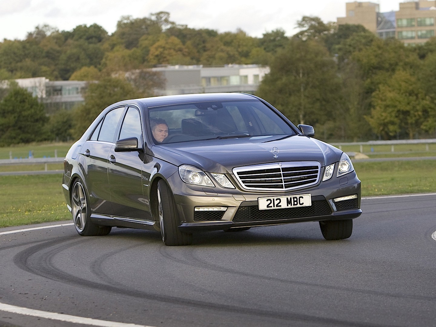 Mercedes Benz E-Klasse Amg photo 44