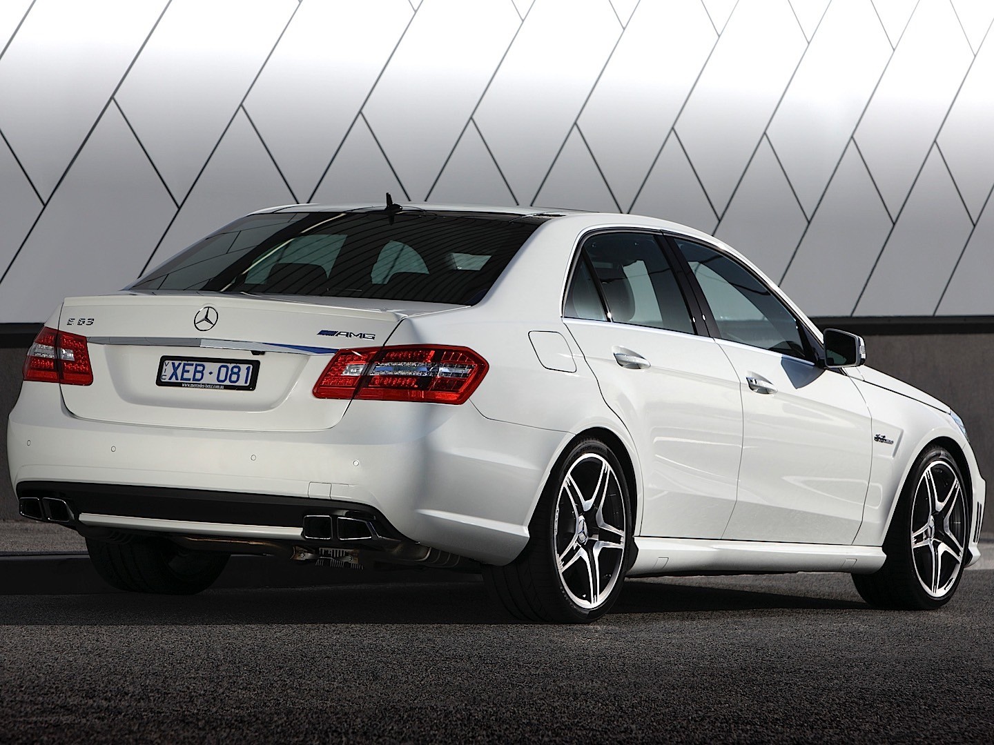 Mercedes Benz E-Klasse Amg photo 70