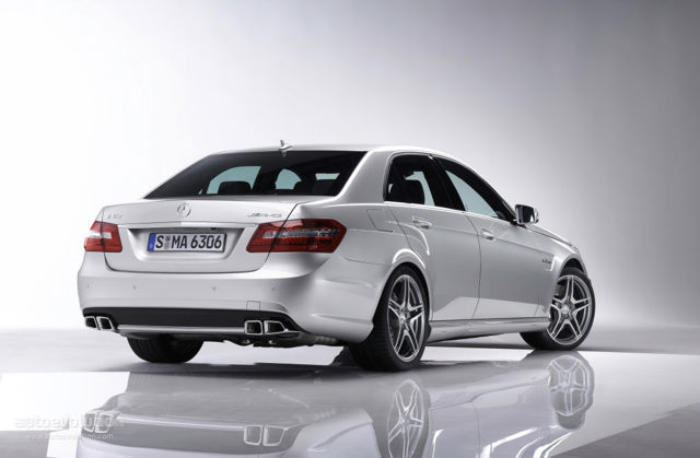 Mercedes Benz E-Klasse Amg photo 3