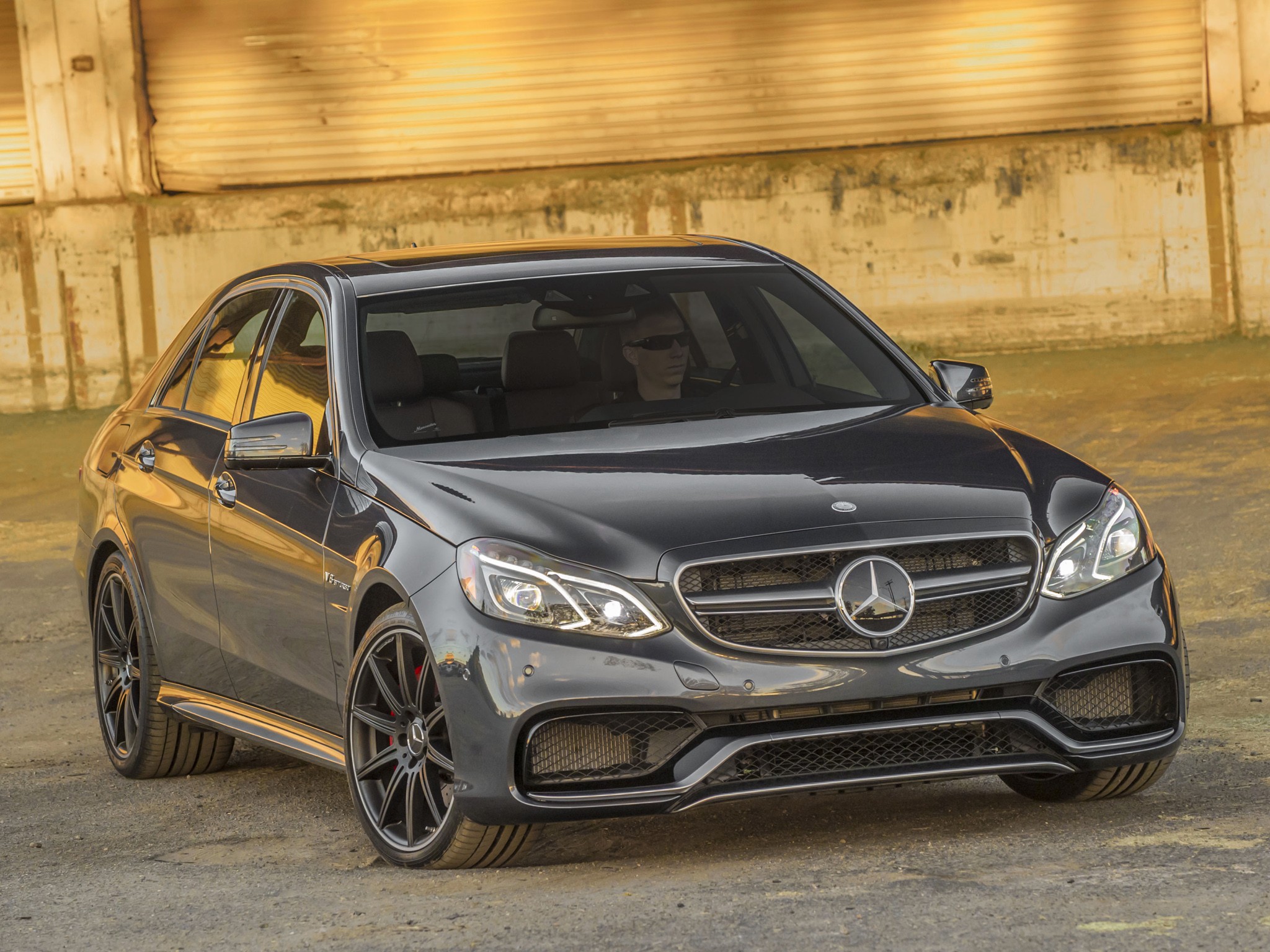 Mercedes Benz E-Klasse Amg photo 46