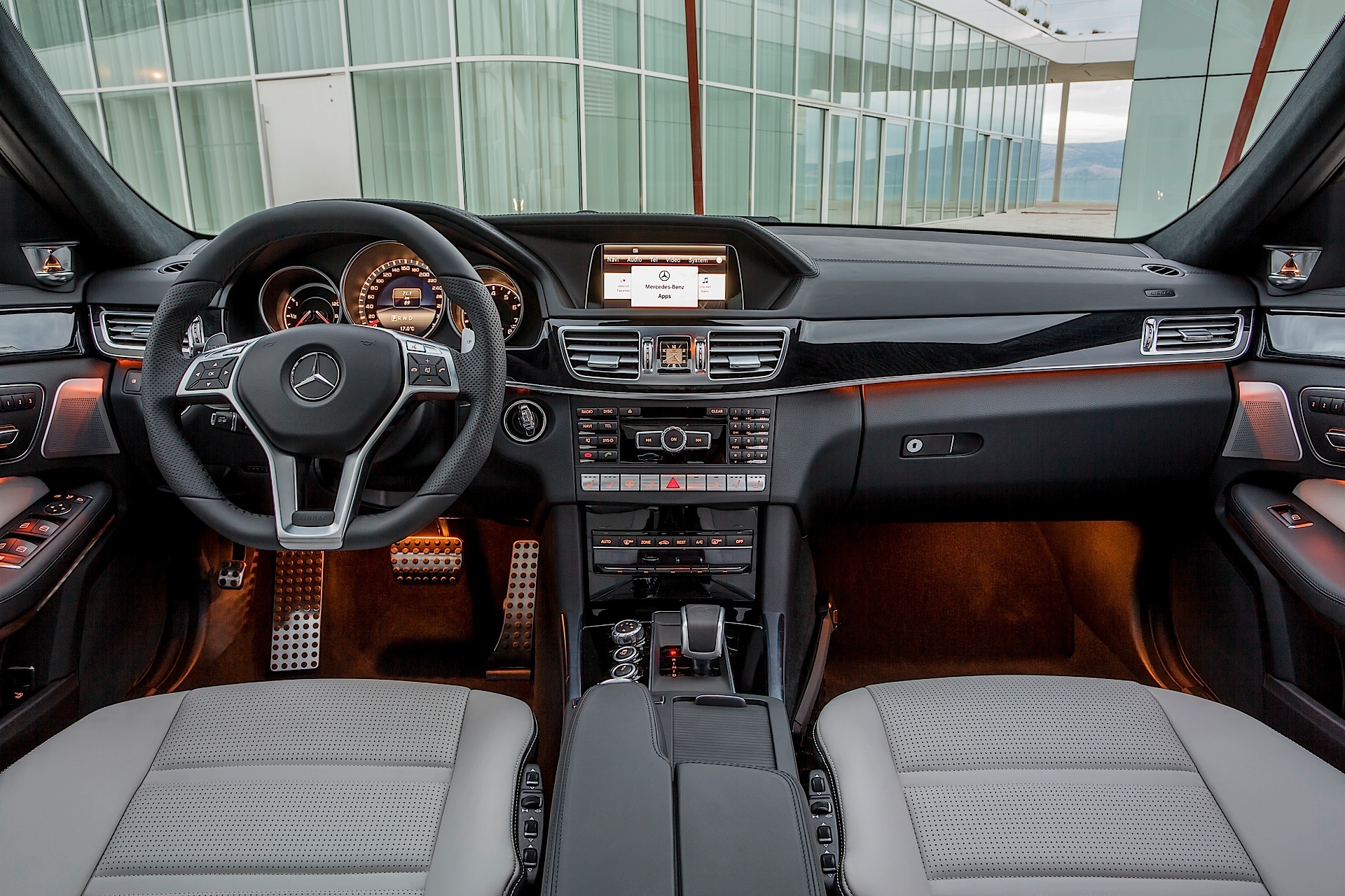 Mercedes Benz E-Klasse Amg photo 65