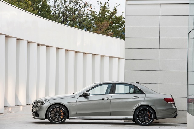 Mercedes Benz E-Klasse Amg photo 2