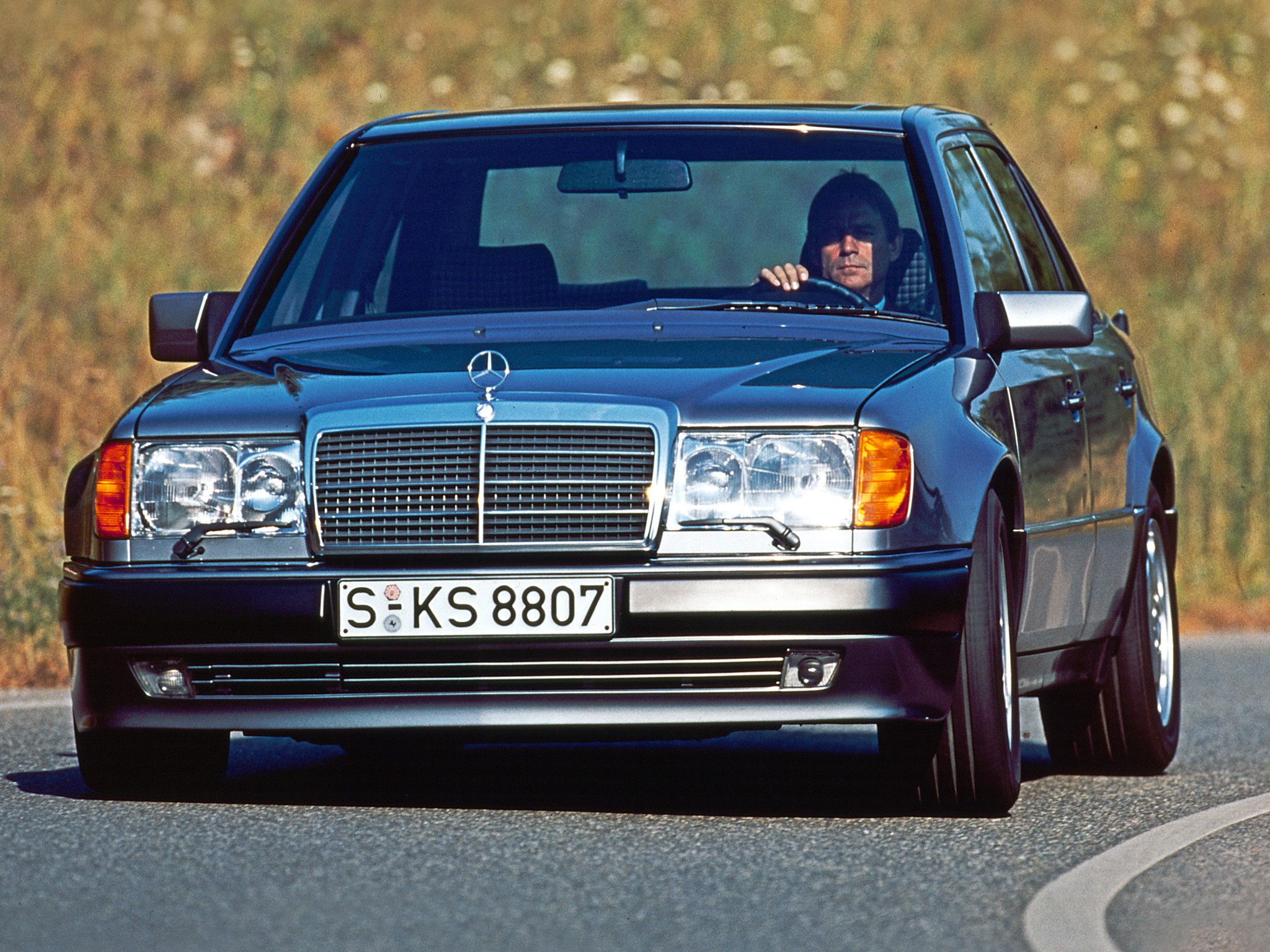 Mercedes Benz E-Klasse And Predecessors photo 22