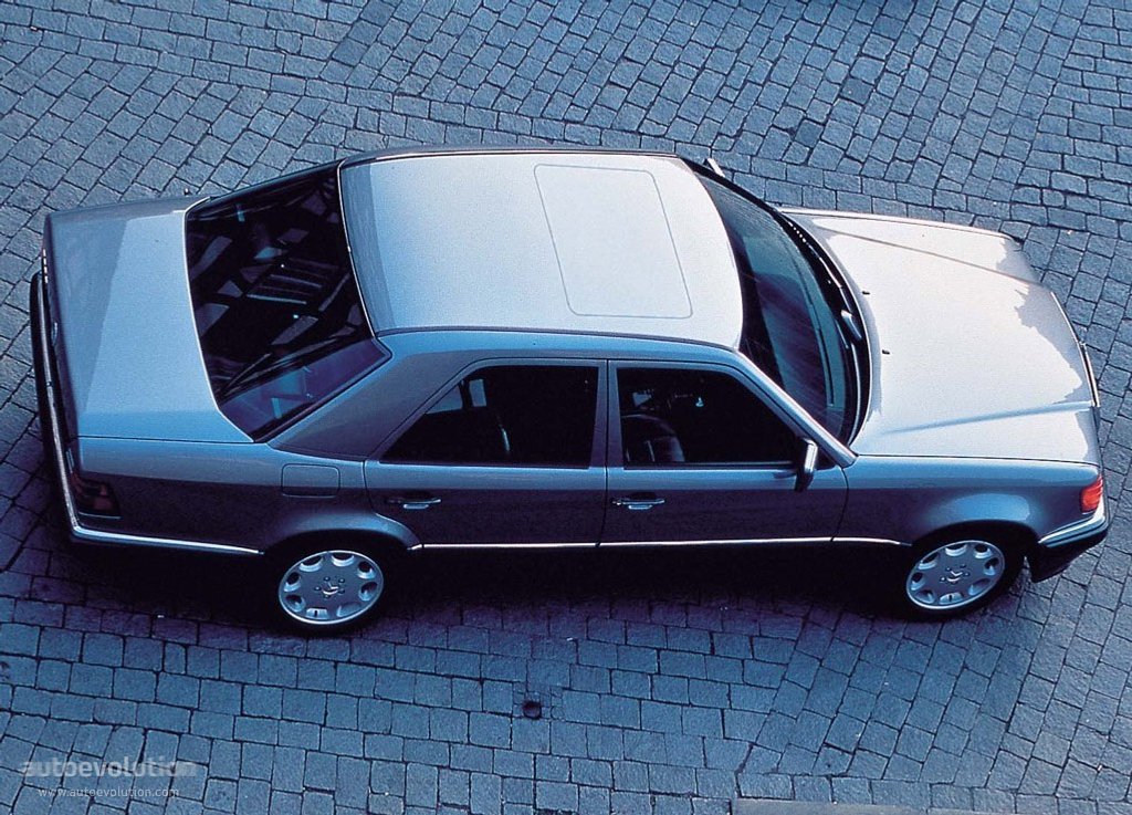 Mercedes Benz E-Klasse And Predecessors photo 5