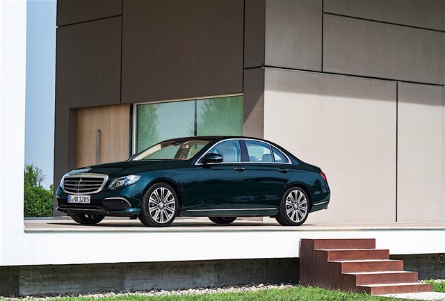 MERCEDES BENZ E-Klasse and predecessors