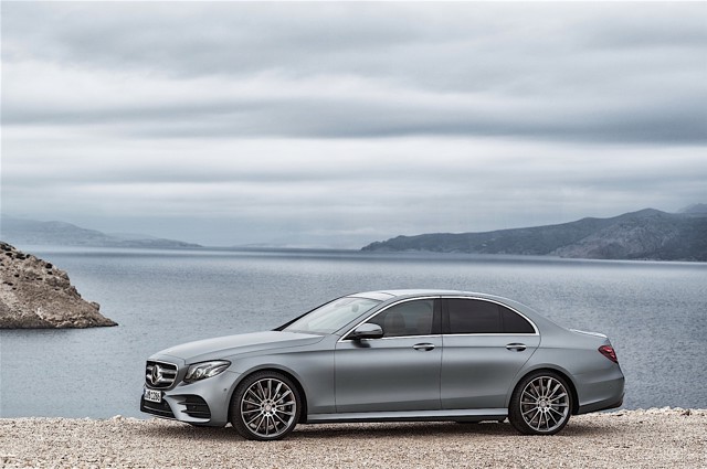 Mercedes Benz E-Klasse And Predecessors photo 5