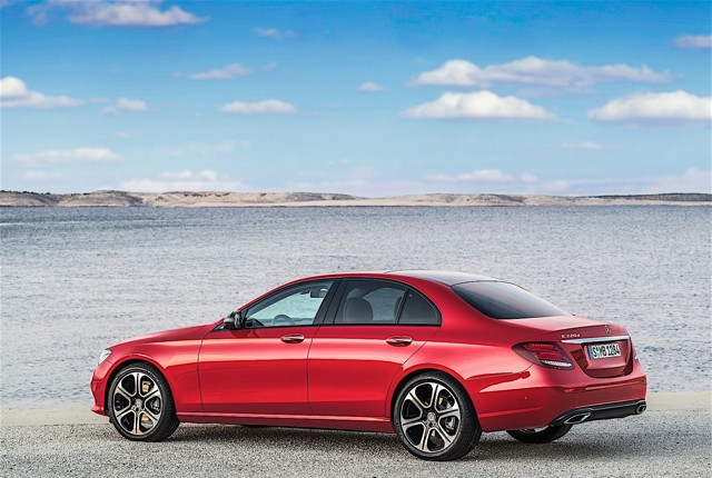 Mercedes Benz E-Klasse And Predecessors photo 6