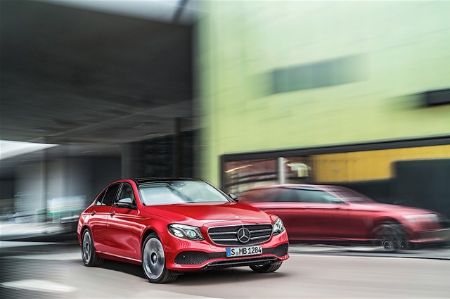 Mercedes Benz E-Klasse And Predecessors photo 8