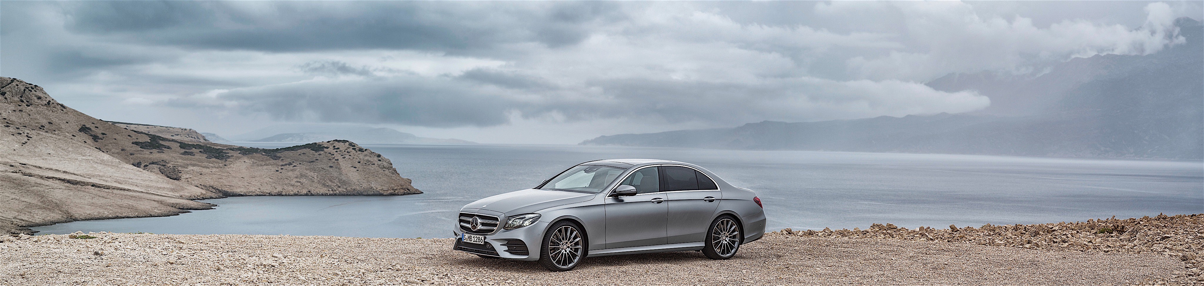 Mercedes Benz E-Klasse And Predecessors photo 14