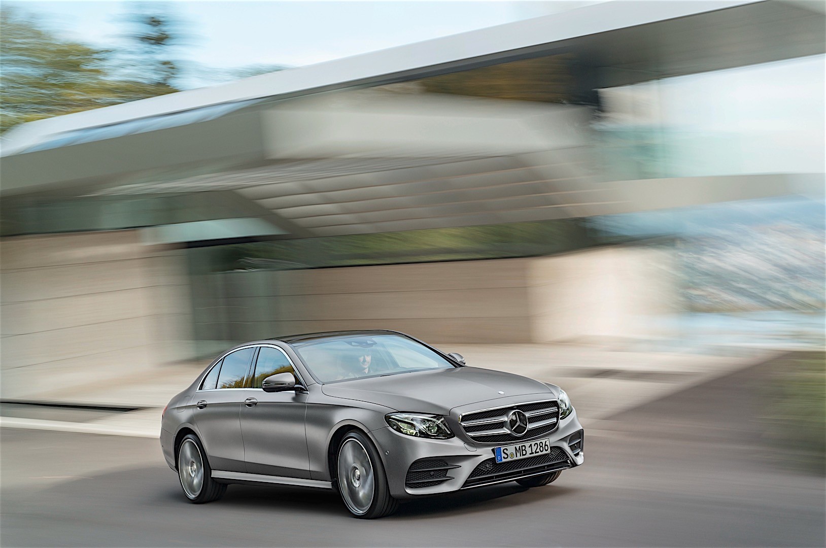 Mercedes Benz E-Klasse And Predecessors photo 24