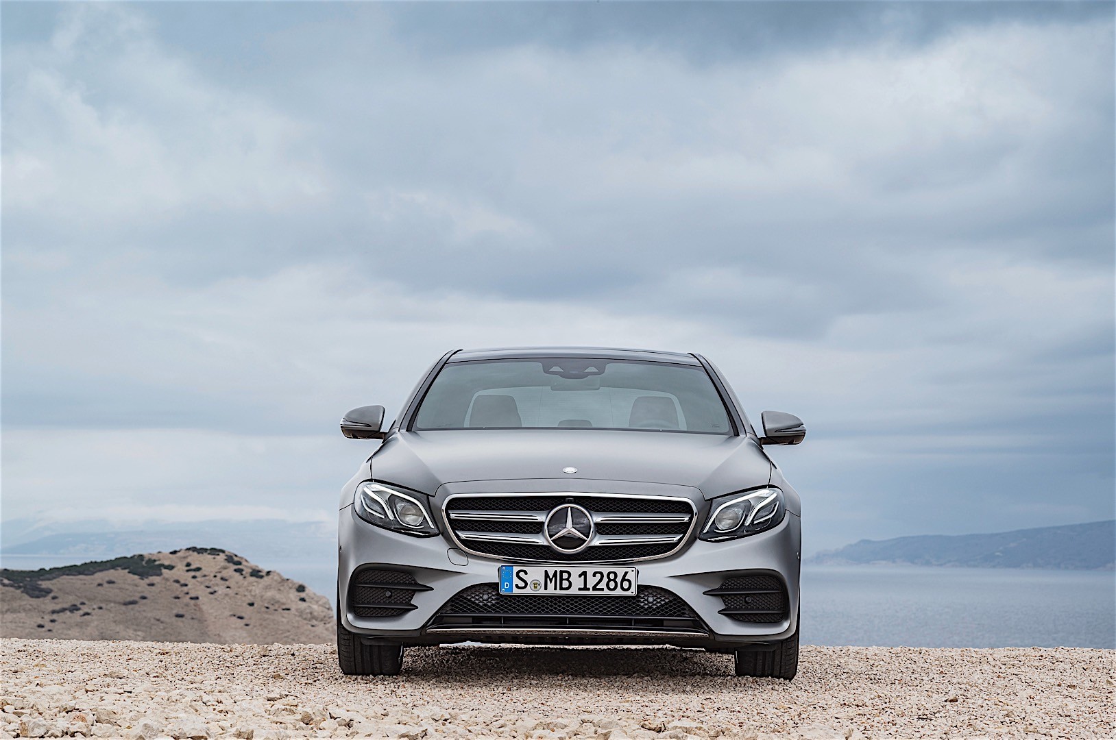 Mercedes Benz E-Klasse And Predecessors photo 27