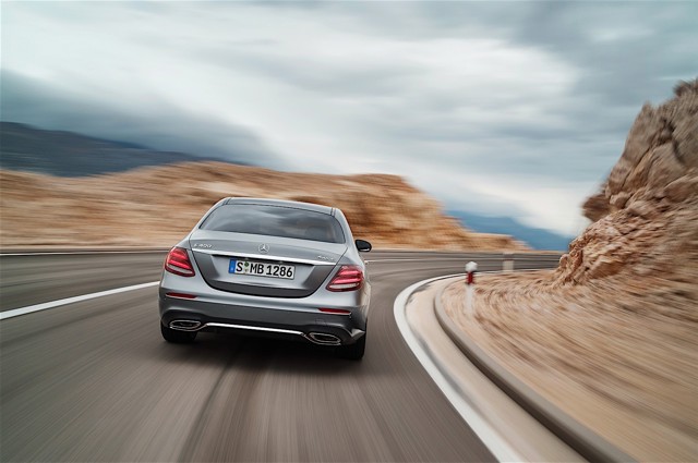 Mercedes Benz E-Klasse And Predecessors photo 30
