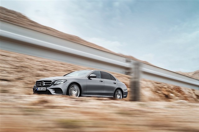 Mercedes Benz E-Klasse And Predecessors photo 31