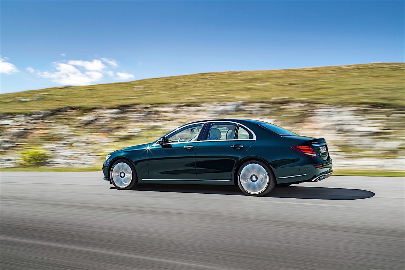 Mercedes Benz E-Klasse And Predecessors photo 42