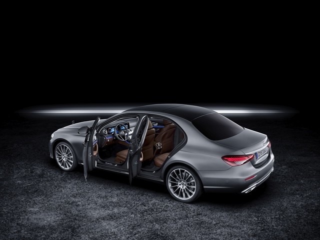 Mercedes Benz E-Klasse And Predecessors photo 13